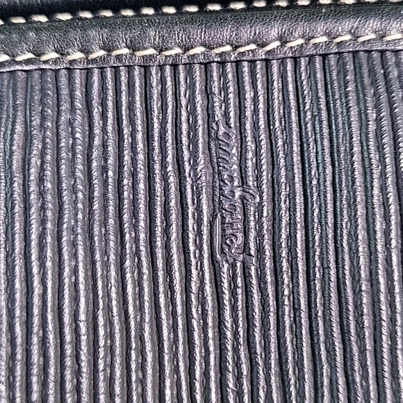 Salvatore Ferragamo Large Black Tote - Picture 4 of 17